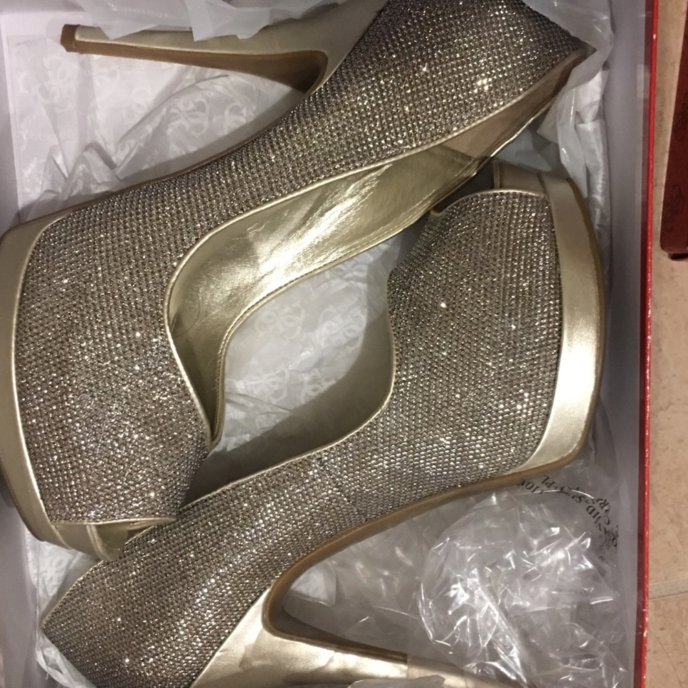 Guess Peep Toe Heel